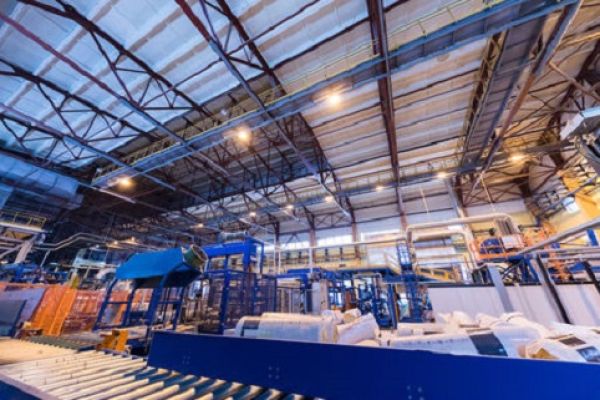 Intérieur usine laine de roche